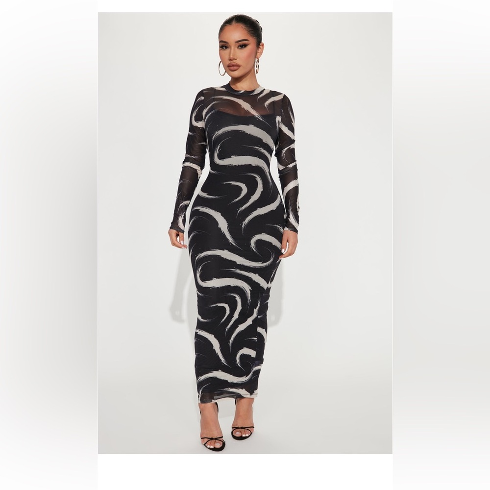 Fashion Nova Mesh Dress
Worn once!
Medium